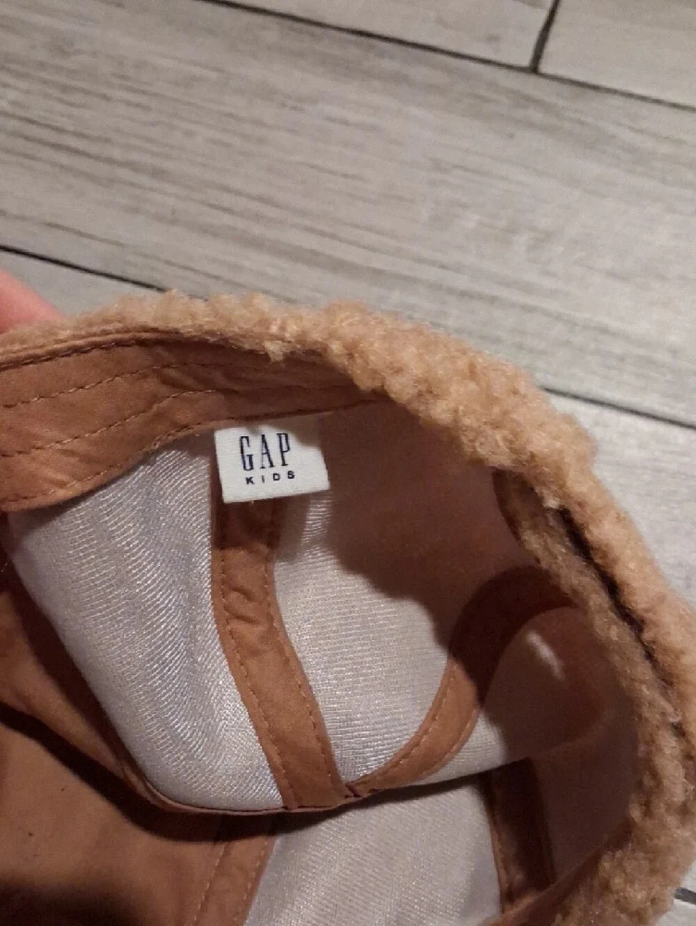 🍦GAP Kids Tan Sherpa Baseball Cap